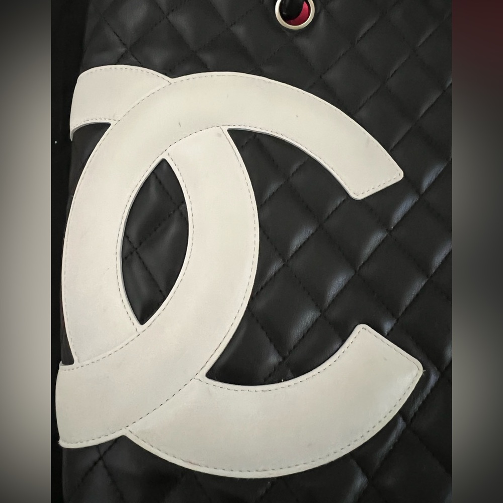 CHANEL Rue Cambon Black White Lambskin CC Tote Bag Pink Lined Vintage Purse EUC - Picture 6 of 15
